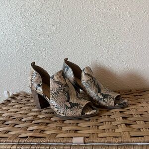Lucky Brand Heels